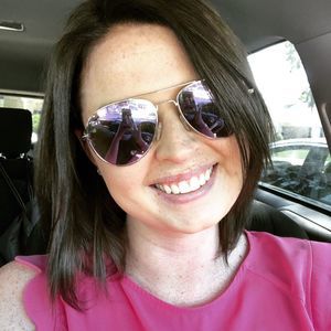 Meet your Posher, Caitlyn